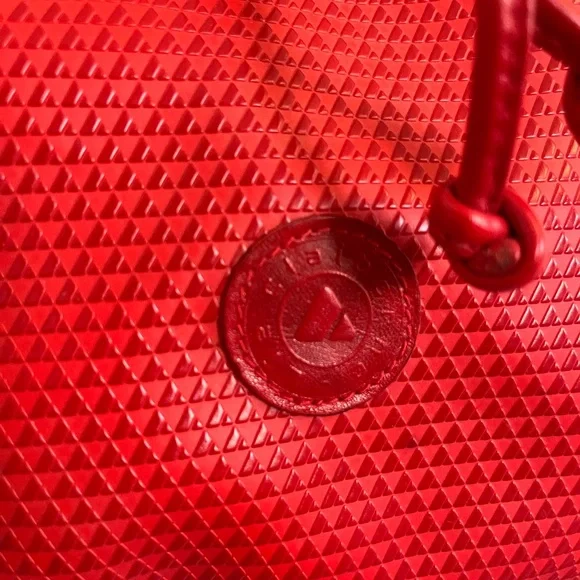 Vintage Liz Claiborne signature red drawstring bucket - Picture 3 of 9